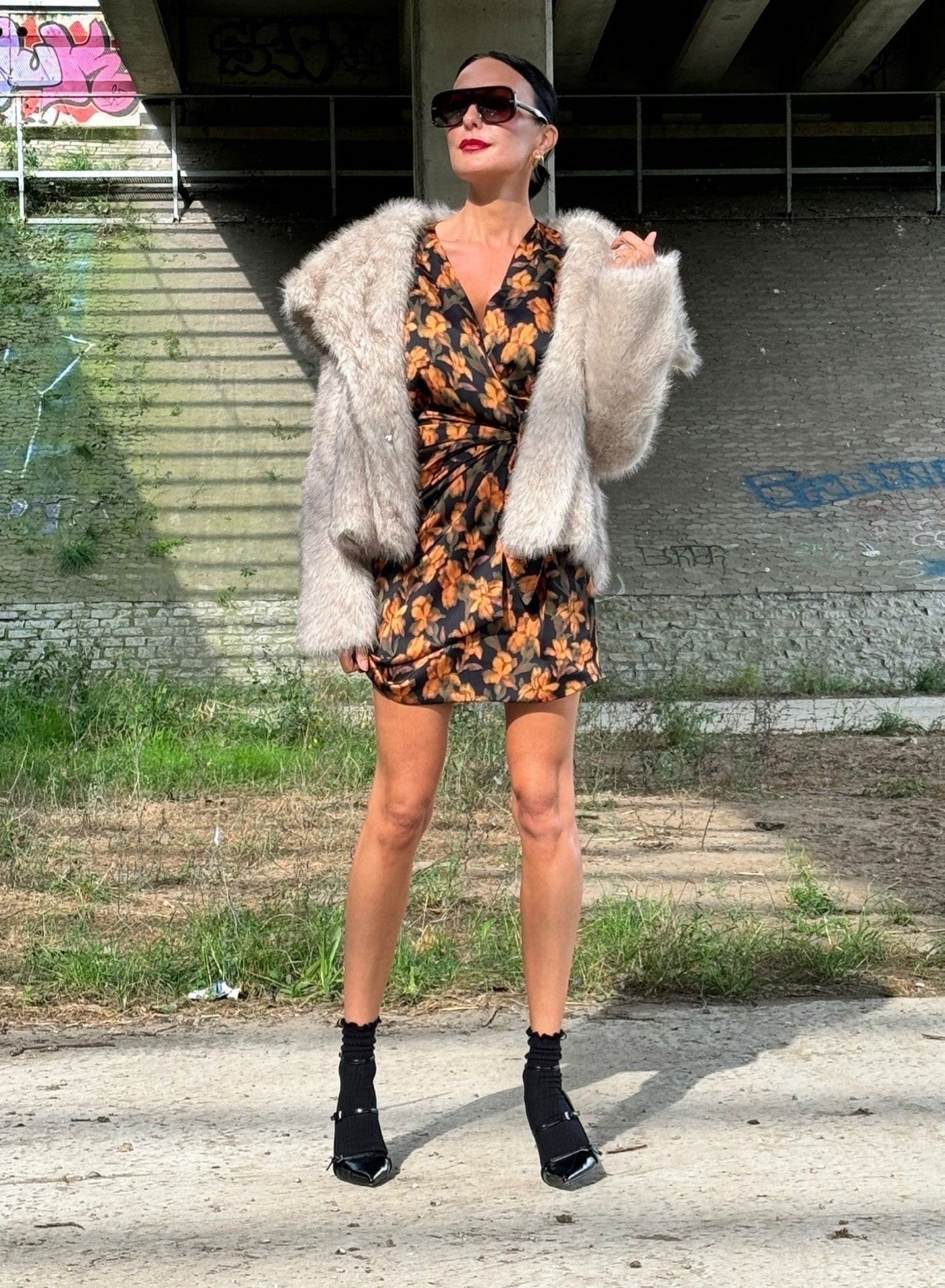 Jacket faux fur short sand