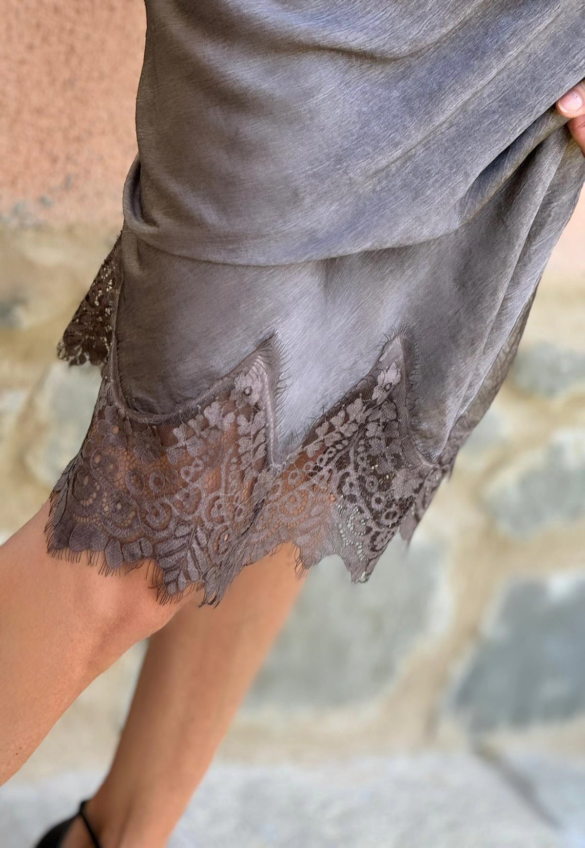 Skirt lace Veronica brown