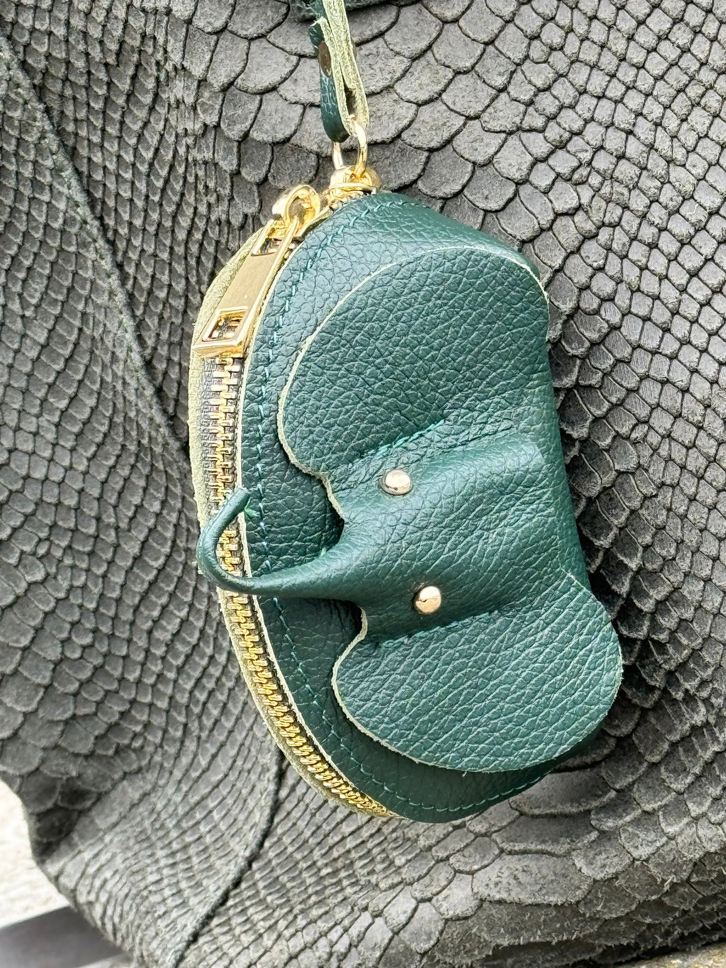 Wallet elephant green