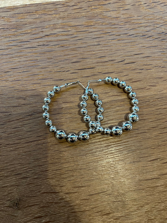 Earrings hoops pearls silver